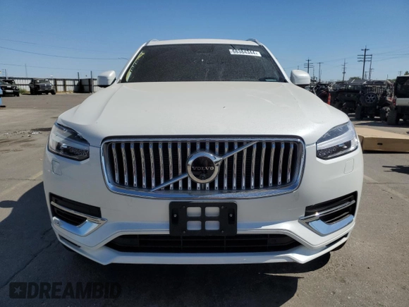2024 Volvo XC90 Plus with VIN YV4H60LE0R1176317, listed as a Copart auction lot 68384344 with 5,788 mi miles and Salvage Title. Bid and sale history available at DreamBid. Image 5.