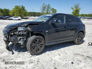 2023 Mitsubishi Outlander ES z VIN JA4ARUAU5PU008269, wystawiony jako Copart lot #52972325 z przebiegiem 43 778 mil mil oraz Szkoda całkowita • Salvage title. Historia ofert i sprzedaży dostępna na DreamBid. Obrazek 1.