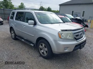 2010 Honda Pilot EX-L z VIN 5FNYF4H65AB021284, wystawiony jako IAAI lot #42386233 z przebiegiem 271 893 mil mil oraz . Historia ofert i sprzedaży dostępna na DreamBid. Obrazek 1.