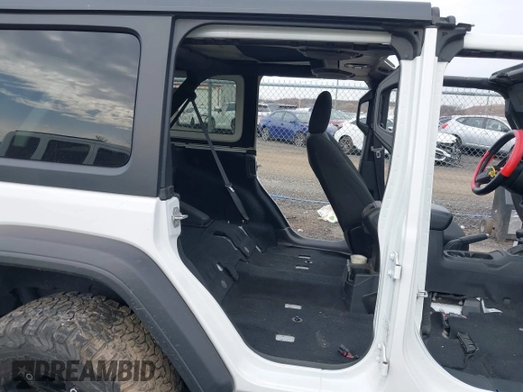 2021 Jeep Wrangler Unlimited Sport S with VIN 1C4HJXDN0MW612698, listed as a IAAI auction lot 41649323 with 22,539 mi miles and . Bid and sale history available at DreamBid. Image 8.