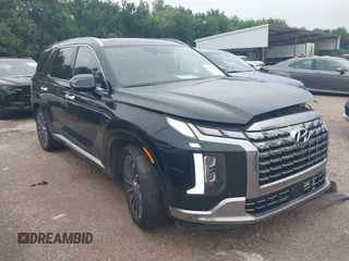 2024 Hyundai Palisade Calligraphy z VIN KM8R7DGE9RU682812, wystawiony jako IAAI lot #42418008 z przebiegiem 27 716 mil mil oraz . Historia ofert i sprzedaży dostępna na DreamBid. Obrazek 1.