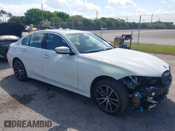 2022 BMW 3 Series 330i with VIN 3MW5R1J04N8C75820, listed as a IAAI auction lot 41702506 with 17,421 mi miles. Bid and sale history available at carsss.com. Image 1.