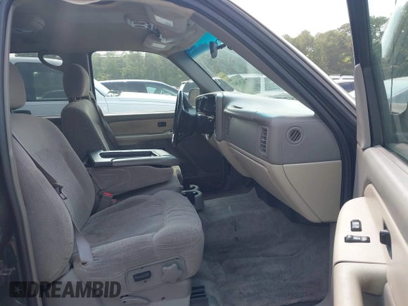 2002 Chevrolet Tahoe LS with VIN 1GNEC13V92J308220, listed as a IAAI auction lot 42362047 with 230,859 mi miles and . Bid and sale history available at DreamBid. Image 5.