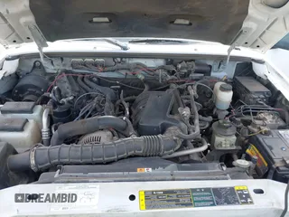 2007 Ford Ranger XL z VIN 1FTYR14U27PA74940, wystawiony jako IAAI lot #42382995 z przebiegiem 193 574 mil mil oraz . Historia ofert i sprzedaży dostępna na DreamBid. Obrazek 10.