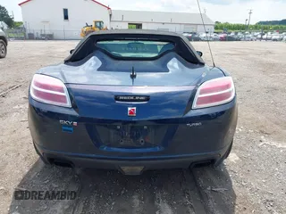 2007 Saturn Sky Red Line z VIN 1G8MG35X87Y130568, wystawiony jako IAAI lot #42451724 z przebiegiem 166 744 mil mil oraz . Historia ofert i sprzedaży dostępna na DreamBid. Obrazek 16.