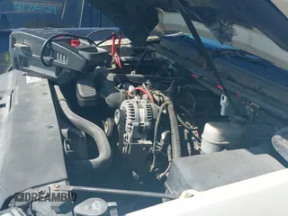 2008 Cadillac Escalade ESV с VIN 1GYFC66858R235951, выставлен на аукционе IAAI как лот 41414601 с пробегом 204 325 миль миль и . История ставок и продаж доступна на DreamBid. Изображение 12.