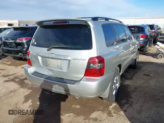 2006 Toyota Highlander with VIN JTEGD21A460133421, listed as a IAAI auction lot 41618125 with 202,454 mi miles and . Bid and sale history available at DreamBid. Image 4.