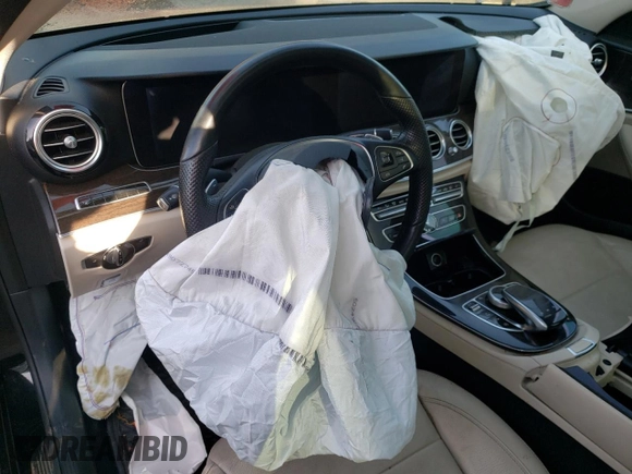 2017 Mercedes-Benz E 300 Luxury with VIN WDDZF4KB2HA193940, listed as a Copart auction lot 53404865 with Not provided miles and Salvage title. Bid and sale history available at DreamBid. Image 8.