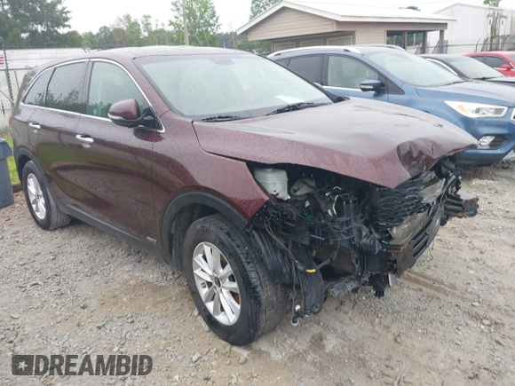 2019 Kia Sorento LX z VIN 5XYPGDA53KG482701, wystawiony jako IAAI lot #42229929 z przebiegiem 161 526 mil mil oraz . Historia ofert i sprzedaży dostępna na DreamBid. Obrazek 1.