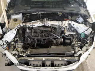 2015 Ford Focus Titanium с VIN 1FADP3J28FL385528, выставлен на аукционе Copart как лот 50628395 с пробегом 92 323 миль миль и На запчасти • Non repairable. История ставок и продаж доступна на DreamBid. Изображение 11.