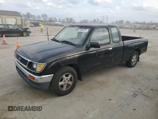 1995 Toyota Tacoma with VIN 4TAUN53B5SZ017044, listed as a Copart auction lot 70182354 with 206,028 mi miles and Non repairable. Bid and sale history available at DreamBid. Image 1.