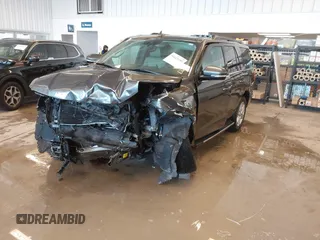 2019 Ford Expedition XLT with VIN 1FMJU1JT8KEA82990, listed as a IAAI auction lot 41622190 with 1 mi miles. Bid and sale history available at carsss.com. Image 22.