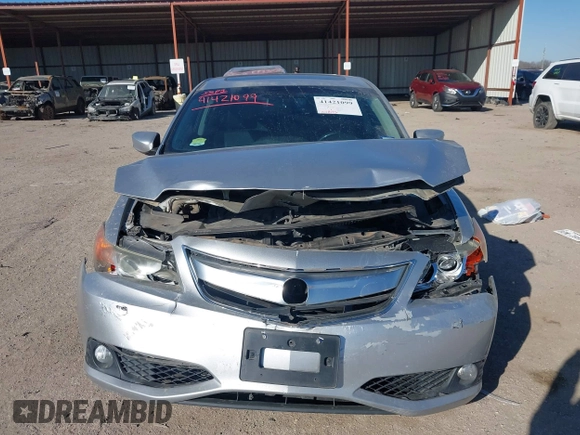 2014 Acura ILX Technology with VIN 19VDE1F72EE004913, listed as a IAAI auction lot 41421099 with 101,895 mi miles and . Bid and sale history available at DreamBid. Image 12.