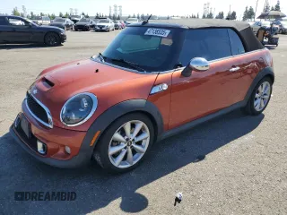 2011 MINI Convertible S with VIN WMWZP3C59BTX83202, listed as a Copart auction lot 47138535 with 162,809 mi miles and Salvage Title. Bid and sale history available at DreamBid. Image 1.
