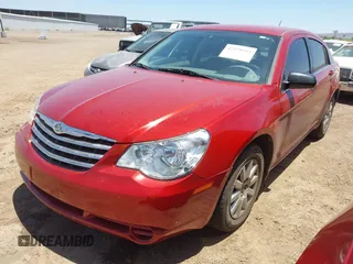 2010 Chrysler Sebring Touring z VIN 1C3CC4FB2AN146011, wystawiony jako IAAI lot #42379595 z przebiegiem 73 179 mil mil oraz . Historia ofert i sprzedaży dostępna na DreamBid. Obrazek 2.