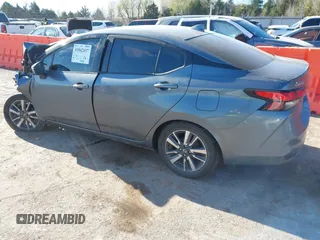 2021 Nissan Versa SV with VIN 3N1CN8EV8ML807735, listed as a IAAI auction lot 41842437 with 1 mi miles. Bid and sale history available at carsss.com. Image 3.