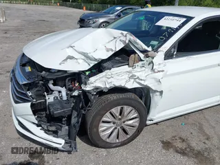 2020 Volkswagen Jetta S with VIN 3VWC57BU8LM079178, listed as a IAAI auction lot 42298744 with 47,044 mi miles and . Bid and sale history available at DreamBid. Image 6.
