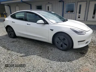 2023 Tesla Model 3 z VIN 5YJ3E1EA0PF452595, wystawiony jako Copart lot #58491175 z przebiegiem 40 288 mil mil oraz Szkoda całkowita • Salvage title. Historia ofert i sprzedaży dostępna na DreamBid. Obrazek 4.