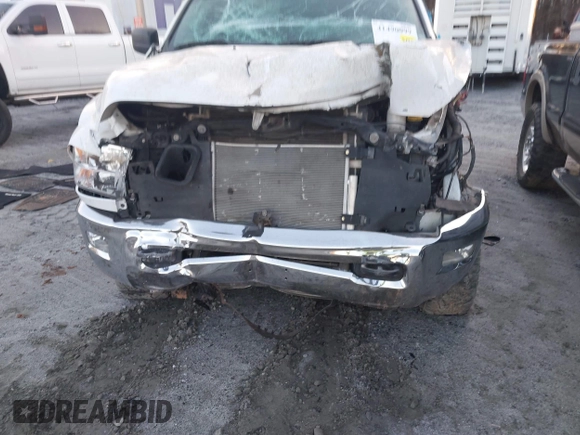 2016 Ram 2500 SLT with VIN 3C6UR5DL4GG141675, listed as a IAAI auction lot 41490099 with 116,467 mi miles. Bid and sale history available at carsss.com. Image 6.