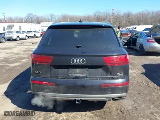 2017 Audi Q7 Premium Plus with VIN WA1LAAF79HD004552, listed as a IAAI auction lot 41643230 with 172,901 mi miles. Bid and sale history available at carsss.com. Image 16.