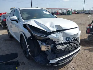 2024 Lexus RX 350 z VIN 2T2BAMBA8RC050498, wystawiony jako IAAI lot #41826928 z przebiegiem 1822 mil mil oraz . Historia ofert i sprzedaży dostępna na DreamBid. Obrazek 1.