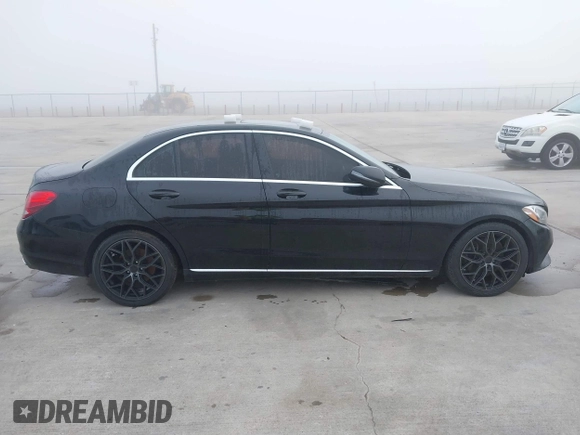 2018 Mercedes-Benz C 300 with VIN 55SWF4JB8JU234808, listed as a IAAI auction lot 41869594 with 220,883 mi miles and . Bid and sale history available at carsss.com. Image 13.