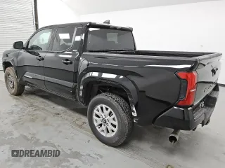 2025 Toyota Tacoma SR with VIN 3TMLB5JN8SM090643, listed as a Copart auction lot 48778495 with 4,764 mi miles and Clean Title. Bid and sale history available at DreamBid. Image 2.