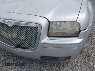 2008 Chrysler 300 Touring with VIN 2C3KA53G48H309834, listed as a IAAI auction lot 42200833 with 209,198 mi miles. Bid and sale history available at carsss.com. Image 6.