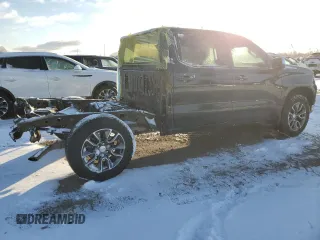 2024 Chevrolet Silverado 1500 LT with VIN 1GCPDKEK5RZ157847, listed as a Copart auction lot 83066704 with 17,712 mi miles and Clean Title. Bid and sale history available at DreamBid. Image 3.