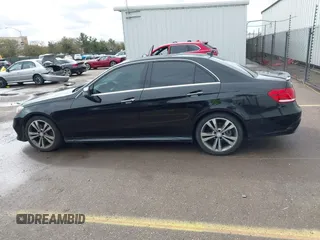 2015 Mercedes-Benz E 350 Sport with VIN WDDHF5KB6FB092327, listed as a IAAI auction lot 41782045 with 162,348 mi miles and . Bid and sale history available at DreamBid. Image 14.