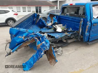2020 Ford F-150 XL z VIN 1FTEW1C56LKF32623, wystawiony jako IAAI lot #41307924 z przebiegiem 66 716 mil mil oraz . Historia ofert i sprzedaży dostępna na DreamBid. Obrazek 6.