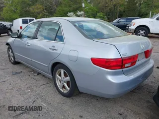 2005 Honda Accord EX z VIN 1HGCM56735A097071, wystawiony jako IAAI lot #41965957 z przebiegiem 118 392 mil mil oraz . Historia ofert i sprzedaży dostępna na DreamBid. Obrazek 3.