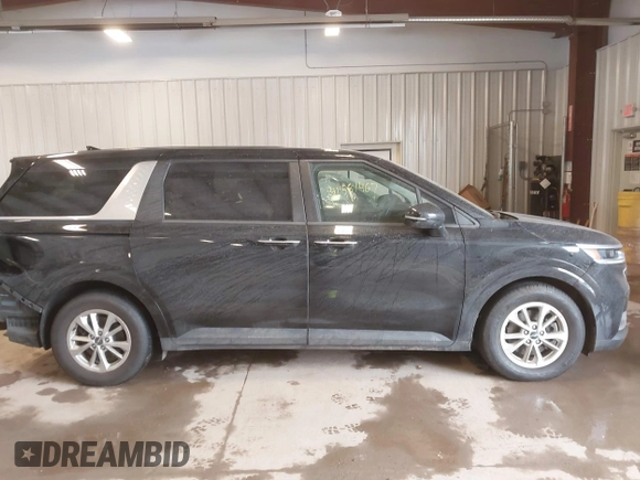 2022 Kia Carnival LXS with VIN KNDNB4H36N6133470, listed as a IAAI auction lot 41581467 with 46,771 mi miles. Bid and sale history available at carsss.com. Image 13.