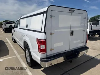 2018 Ford F-150 XL z VIN 1FTFX1C55JKE97376, wystawiony jako IAAI lot #42363764 z przebiegiem 161 740 mil mil oraz . Historia ofert i sprzedaży dostępna na DreamBid. Obrazek 1.