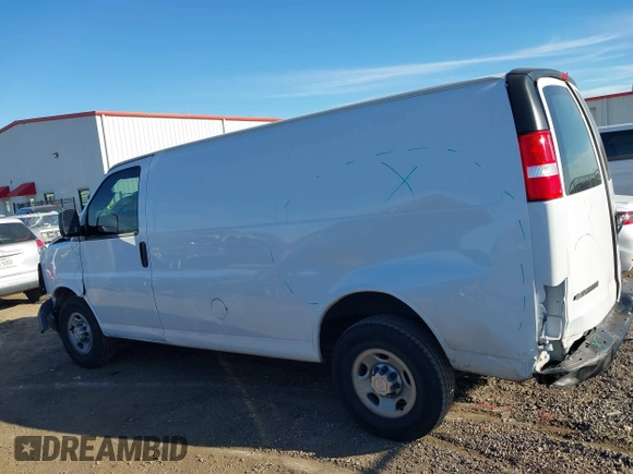 2017 Chevrolet Express Cargo z VIN 1GCWGAFF6H1344137, wystawiony jako IAAI lot #41350780 z przebiegiem 106 207 mil mil oraz . Historia ofert i sprzedaży dostępna na DreamBid. Obrazek 15.