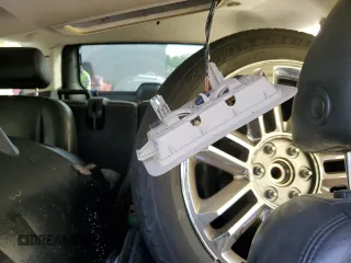 2007 Cadillac Escalade z VIN 1GYFK63837R153531, wystawiony jako Copart lot #56426285 z przebiegiem Nie podano mil oraz Szkoda całkowita • Salvage title. Historia ofert i sprzedaży dostępna na DreamBid. Obrazek 10.