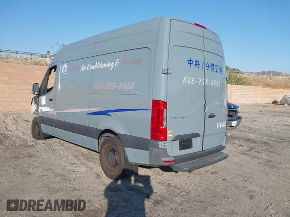 2022 Mercedes-Benz Sprinter Cargo with VIN W1Y70BGY5NT110887, listed as a IAAI auction lot 41441291 with Not Provided miles and . Bid and sale history available at DreamBid. Image 3.
