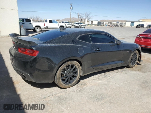 2017 Chevrolet Camaro 1LT z VIN 1G1FB1RX2H0132109, wystawiony jako Copart lot #49924125 z przebiegiem 48 504 mil mil oraz Szkoda całkowita • Salvage title. Historia ofert i sprzedaży dostępna na DreamBid. Obrazek 3.
