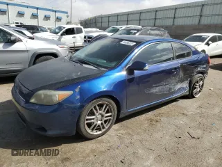 2005 Scion tC z VIN JTKDE177550013872, wystawiony jako Copart lot #49095035 z przebiegiem 220 513 mil mil oraz Szkody całkowita. Historia ofert i sprzedaży dostępna na DreamBid. Obrazek 1.
