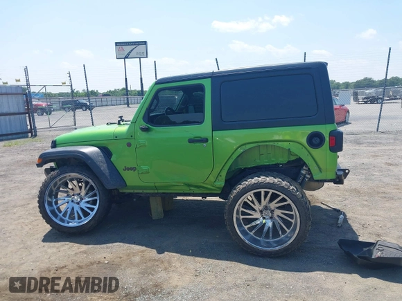 2018 Jeep Wrangler Sport with VIN 1C4GJXAG1JW271695, listed as a IAAI auction lot 42472603 with 105,460 mi miles and . Bid and sale history available at DreamBid. Image 15.