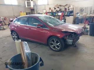 2012 Ford Focus SEL with VIN 1FAHP3H26CL400160, listed as a IAAI auction lot 41374041 with 187,221 mi miles. Bid and sale history available at carsss.com. Image 1.
