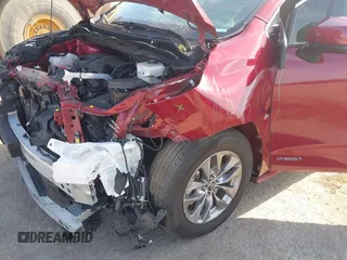 2021 Toyota Sienna XLE z VIN 5TDYRKEC2MS028134, wystawiony jako IAAI lot #42152640 z przebiegiem 107 427 mil mil oraz . Historia ofert i sprzedaży dostępna na DreamBid. Obrazek 6.