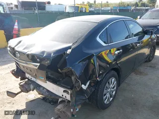 2013 Nissan Altima 2.5 SL with VIN 1N4AL3AP5DN517785, listed as a IAAI auction lot 41982774 with 102,059 mi miles. Bid and sale history available at carsss.com. Image 4.