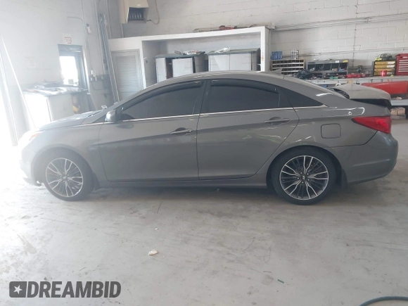 2013 Hyundai Sonata GLS with VIN 5NPEB4AC9DH608642, listed as a IAAI auction lot 42003556 with 105,448 mi miles and . Bid and sale history available at carsss.com. Image 14.