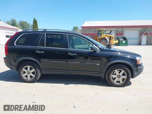2006 Volvo XC90 2.5L Turbo with VIN YV4CY592361303569, listed as a IAAI auction lot 42149578 with 107,911 mi miles. Bid and sale history available at carsss.com. Image 14.