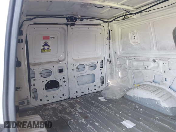 2010 Ford Econoline Cargo Commercial with VIN 1FTNE1EW4ADA90760, listed as a IAAI auction lot 41809385 with 187,114 mi miles. Bid and sale history available at carsss.com. Image 7.