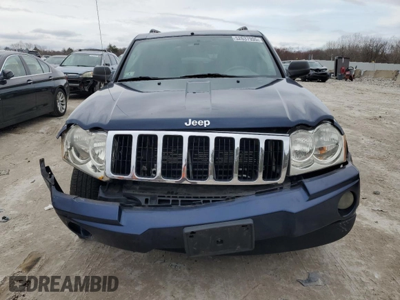 2005 Jeep Grand Cherokee Limited with VIN 1J4HR58NX5C529056, listed as a Copart auction lot 52637995 with 179,859 mi miles and Clean Title. Bid and sale history available at carsss.com. Image 5.