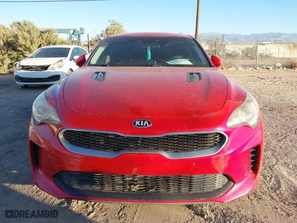 2019 Kia Stinger with VIN KNAE15LA2K6050397, listed as a IAAI auction lot 41322104 with 100,775 mi miles. Bid and sale history available at carsss.com. Image 12.