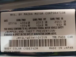 2017 Mazda 6 Grand Touring with VIN JM1GL1W51H1101519, listed as a IAAI auction lot 42132215 with 145,796 mi miles. Bid and sale history available at carsss.com. Image 9.