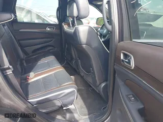 2017 Jeep Grand Cherokee Overland with VIN 1C4RJECG1HC614740, listed as a IAAI auction lot 41912523 with 177,353 mi miles. Bid and sale history available at carsss.com. Image 8.